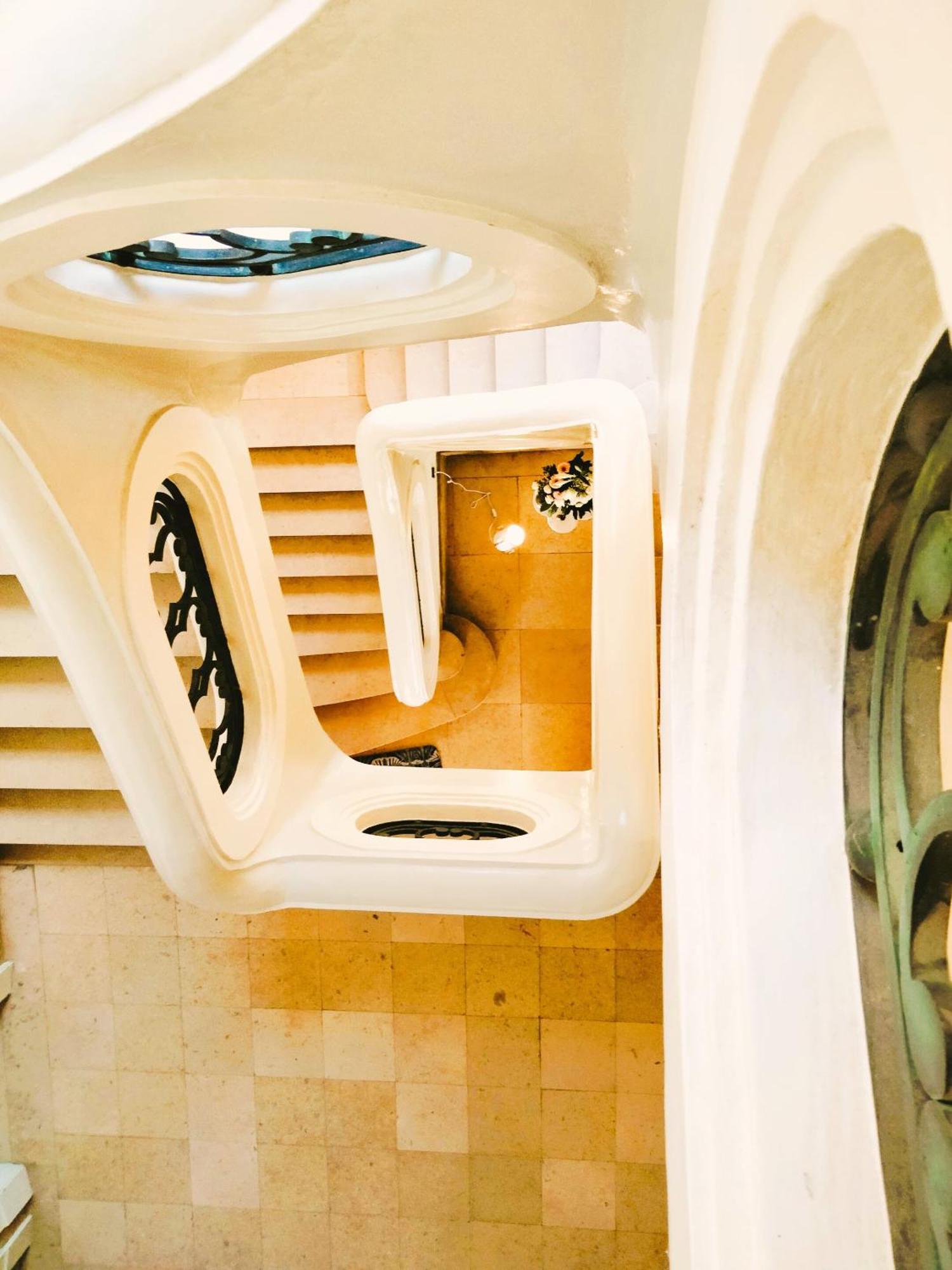 ก็อง ลา วีล ดอร์ Bed & Breakfast อาฌ็อง ภายนอก รูปภาพ