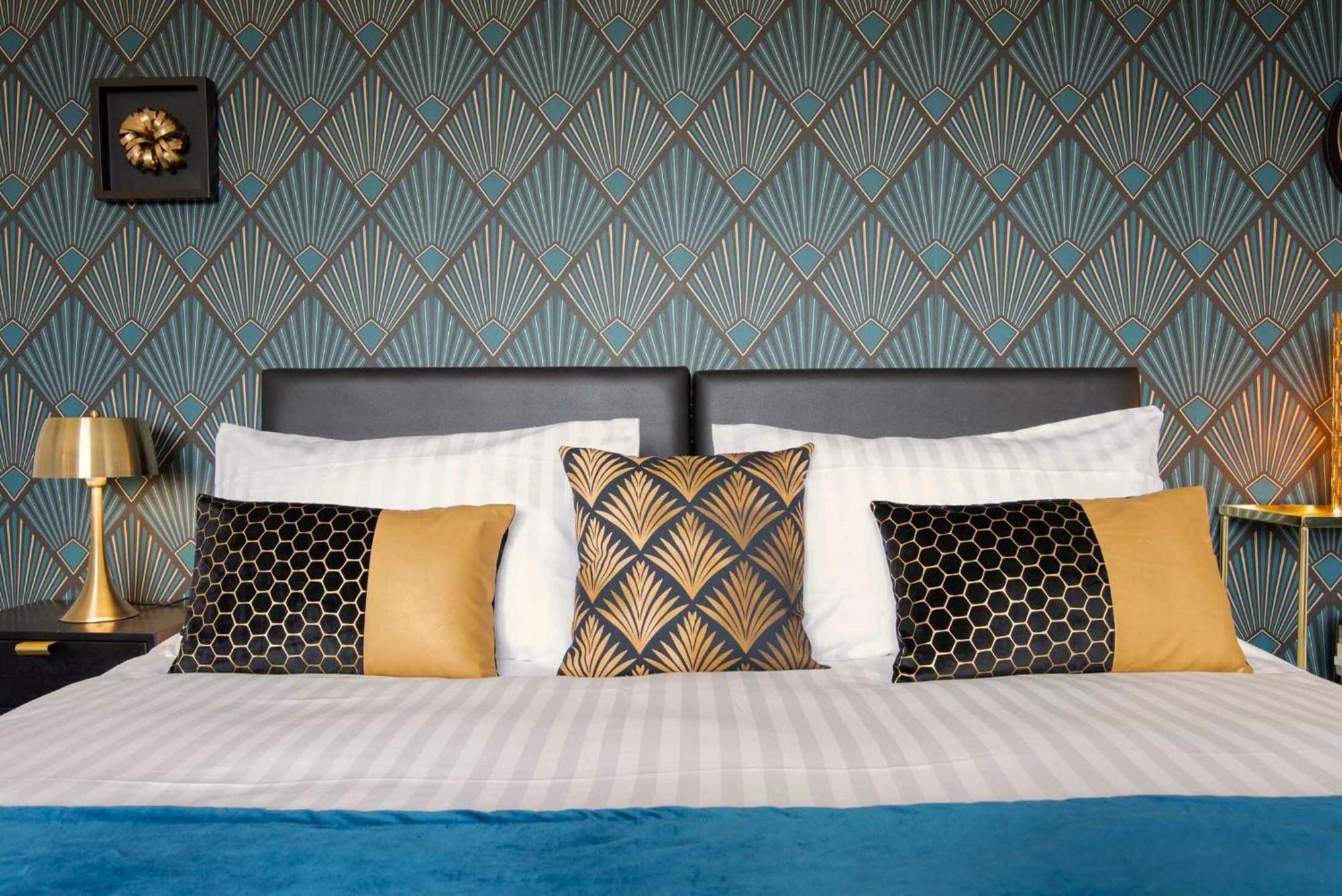 ก็อง ลา วีล ดอร์ Bed & Breakfast อาฌ็อง ห้อง รูปภาพ