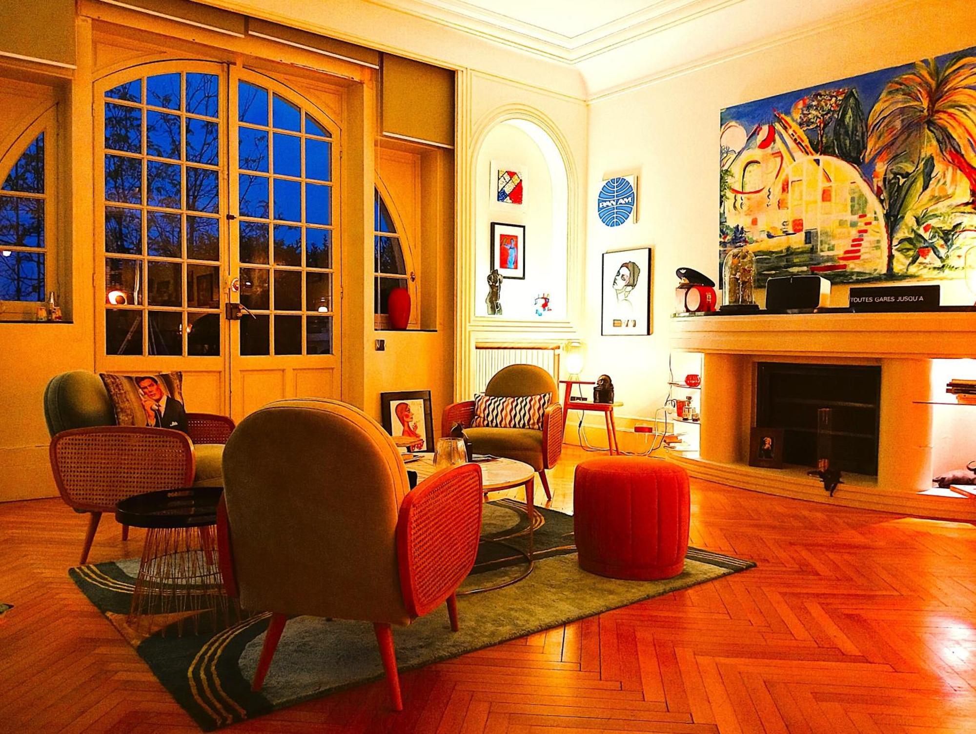 ก็อง ลา วีล ดอร์ Bed & Breakfast อาฌ็อง ภายนอก รูปภาพ